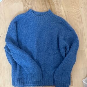 pistola oversized blue sweater